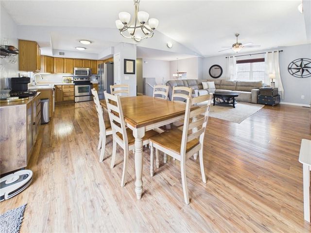 7 SE 150th Road, Warrensburg, MO 64093