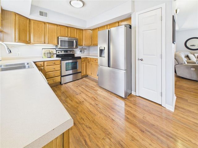 7 SE 150th Road, Warrensburg, MO 64093