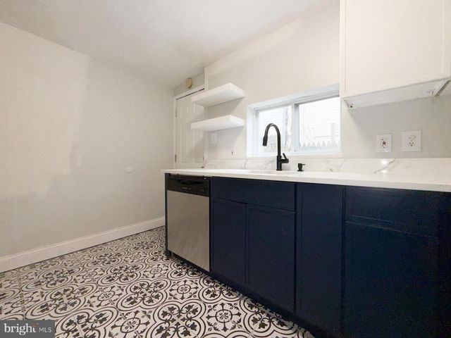 2136 E TUCKER ST, Philadelphia, PA 19125