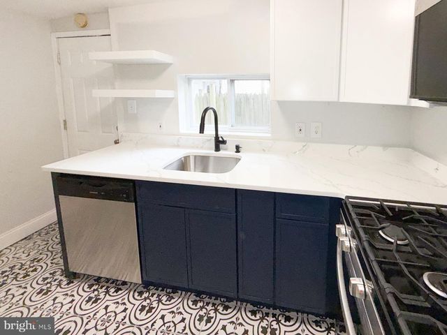 2136 E TUCKER ST, Philadelphia, PA 19125