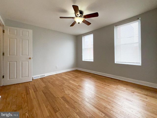 2136 E TUCKER ST, Philadelphia, PA 19125