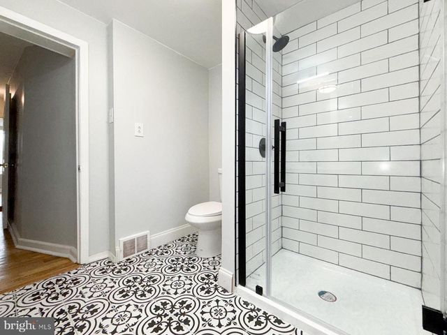 2136 E TUCKER ST, Philadelphia, PA 19125