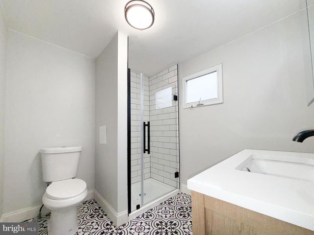 2136 E TUCKER ST, Philadelphia, PA 19125