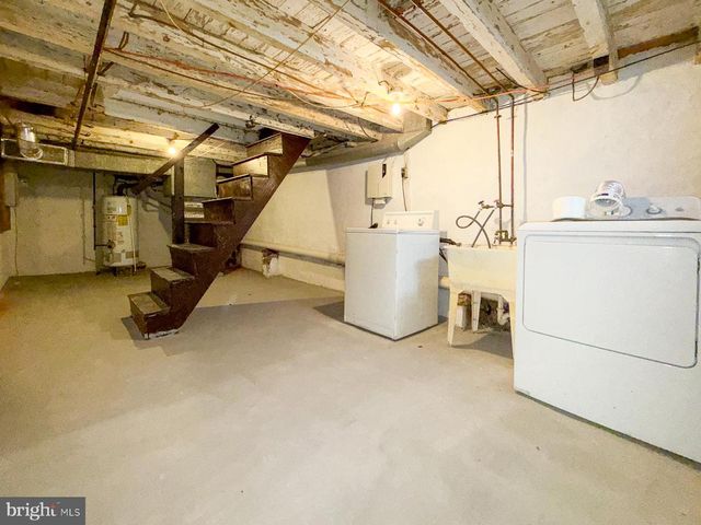 2136 E TUCKER ST, Philadelphia, PA 19125