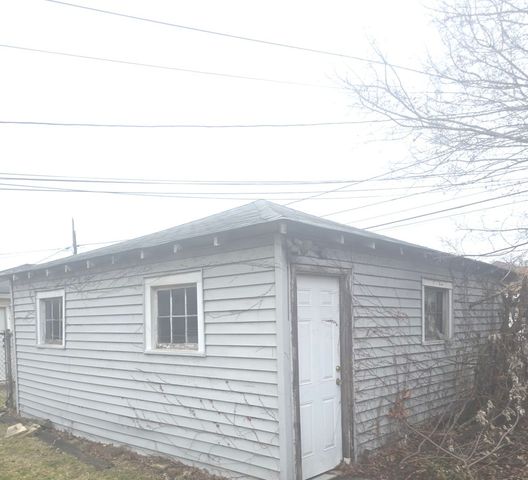 8411 S Indiana Avenue, Chicago, IL 60619