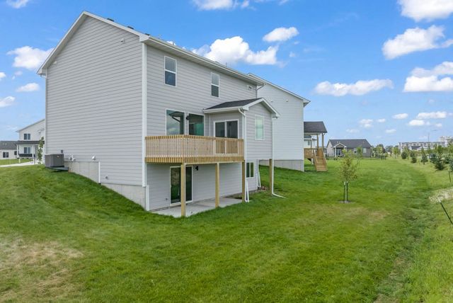 485 NW Independence Circle, Waukee, IA 50263