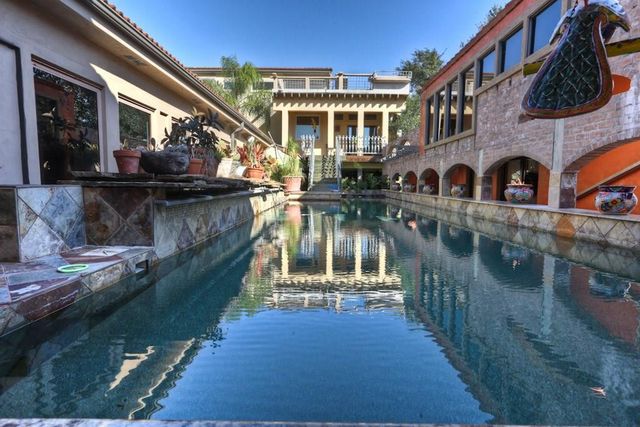 614 Pine Gully Road Loft, Seabrook, TX 77586