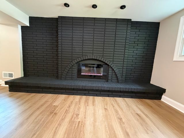 5747 Dover Road, Oak Forest, IL 60452