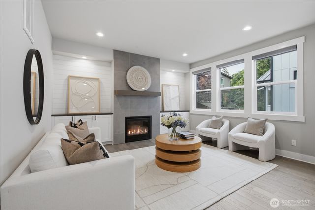 12229 NE 100th Street, Kirkland, WA 98033