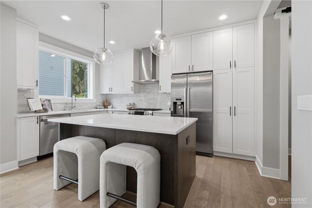 12229 NE 100th Street, Kirkland, WA 98033