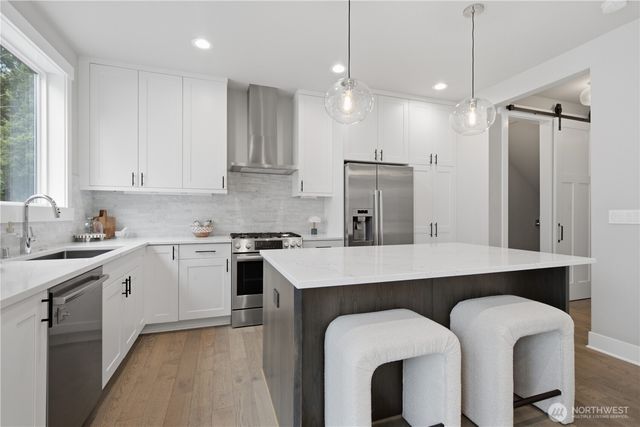12229 NE 100th Street, Kirkland, WA 98033