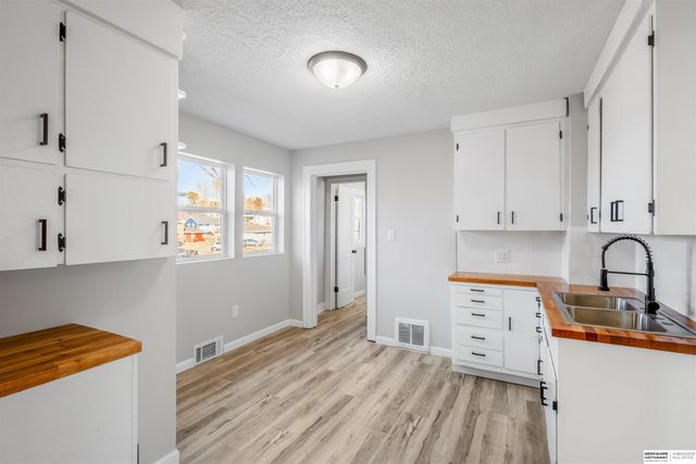 4502 Spring Street, Omaha, NE 68106