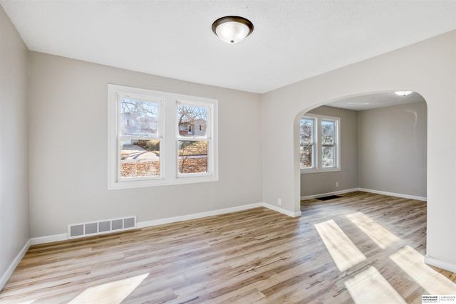 4502 Spring Street, Omaha, NE 68106