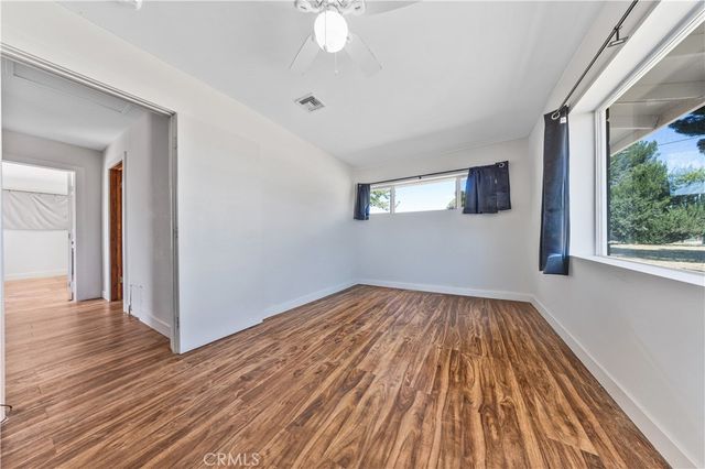 2714 W Avenue M8, Palmdale, CA 93551