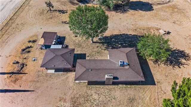 2714 W Avenue M8, Palmdale, CA 93551