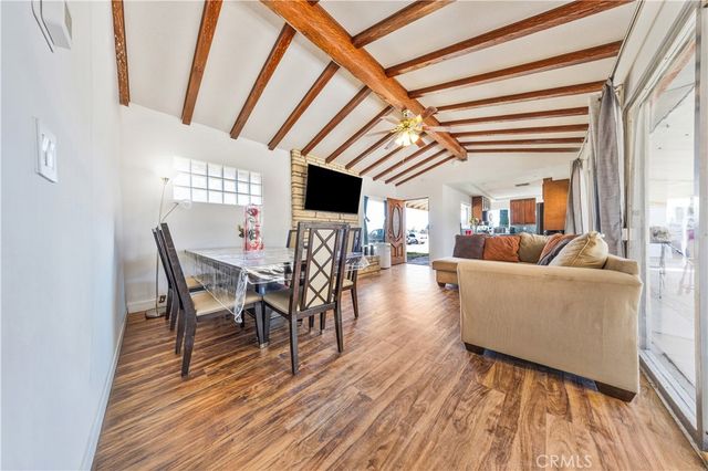 2714 W Avenue M8, Palmdale, CA 93551