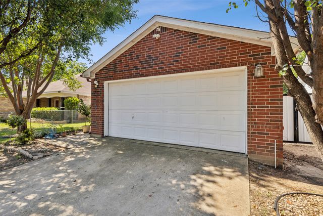 8614 Torreon Court, Dallas, TX 75217
