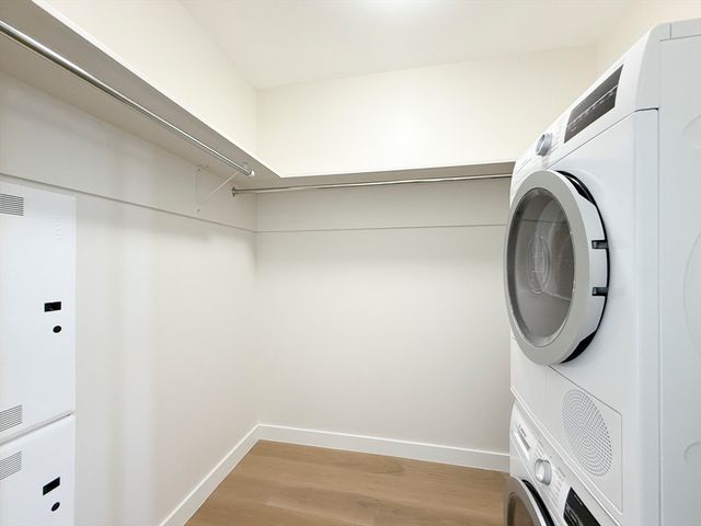 188 Brookline Ave 22G, Boston, MA 02215