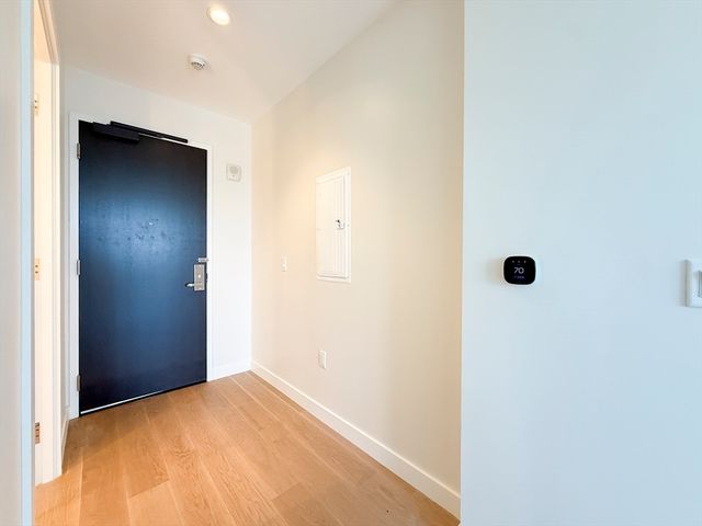 188 Brookline Ave 22G, Boston, MA 02215