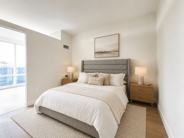188 Brookline Ave 22G, Boston, MA 02215
