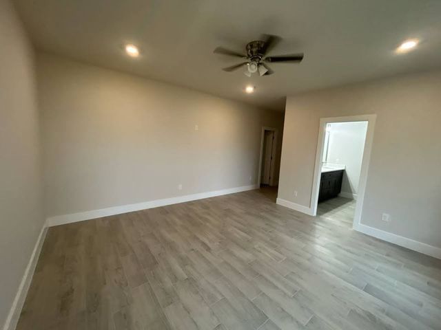 2215 Beverly Drive, Granbury, TX 76048
