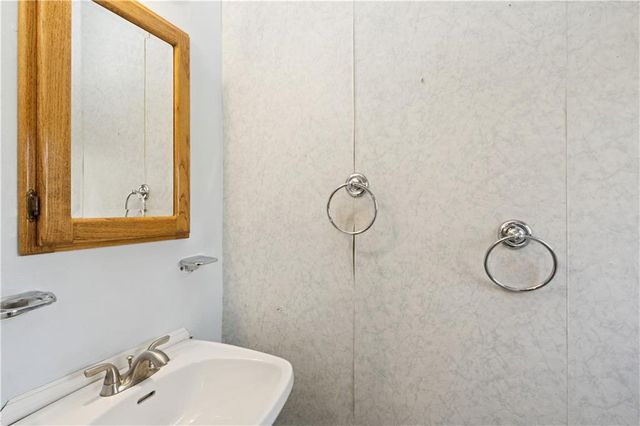 5307 N Virginia Avenue, Kansas City, MO 64118