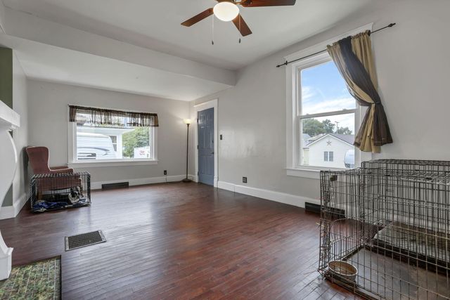 582 N Walnut Street, Logan, OH 43138