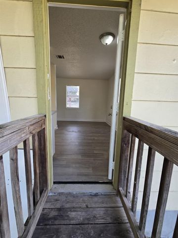 6905 Bennett Ave, Austin, TX 78752