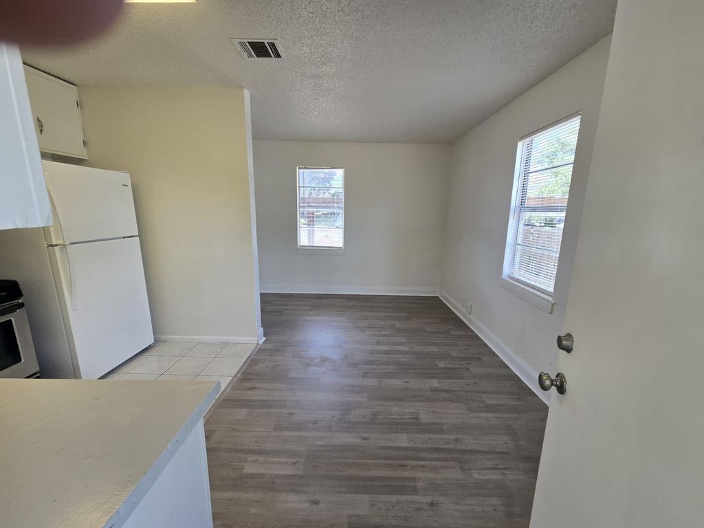 6905 Bennett Ave, Austin, TX 78752