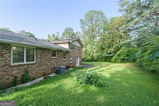 4253 Dunstan Court, Stone Mountain, GA 30083