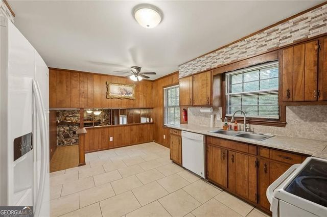 4253 Dunstan Court, Stone Mountain, GA 30083