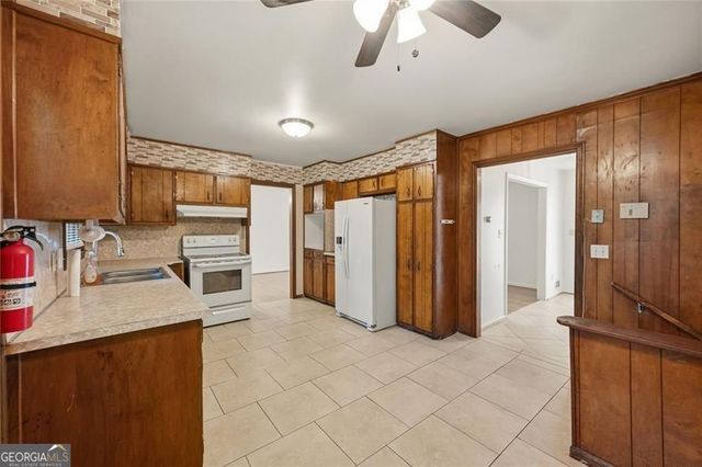 4253 Dunstan Court, Stone Mountain, GA 30083