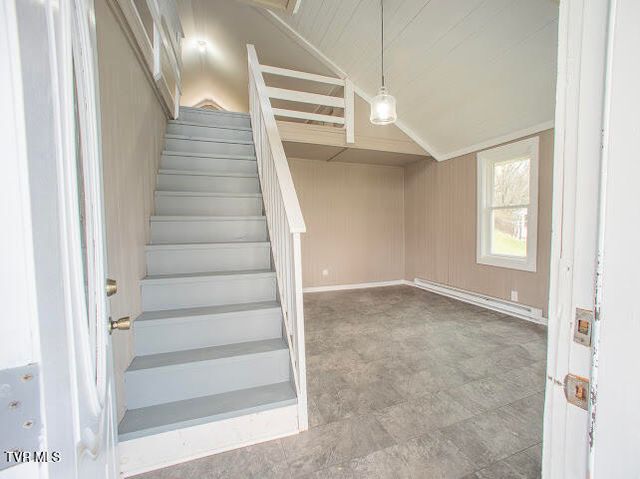 1927 East Fincastle Turnpike, Tazewell, VA 24651