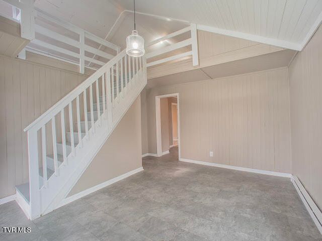 1927 East Fincastle Turnpike, Tazewell, VA 24651