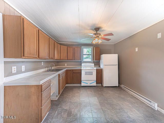 1927 East Fincastle Turnpike, Tazewell, VA 24651