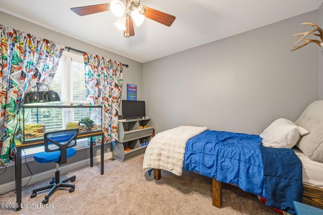 17509 Polo Run Ln, Louisville, KY 40245