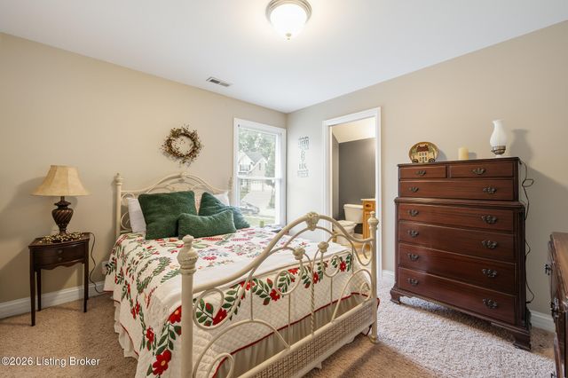 17509 Polo Run Ln, Louisville, KY 40245