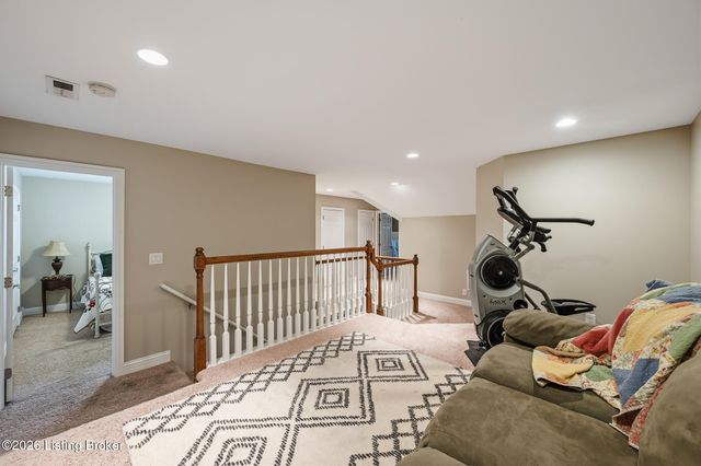 17509 Polo Run Ln, Louisville, KY 40245