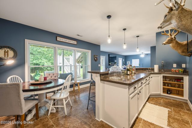 17509 Polo Run Ln, Louisville, KY 40245