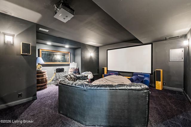 17509 Polo Run Ln, Louisville, KY 40245