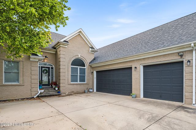17509 Polo Run Ln, Louisville, KY 40245