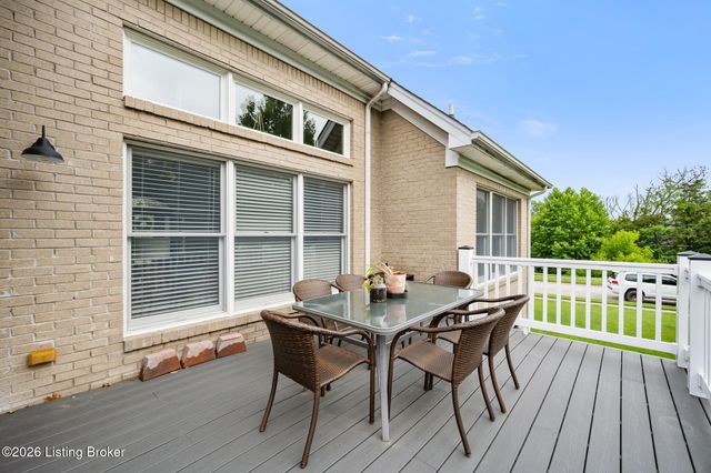 17509 Polo Run Ln, Louisville, KY 40245