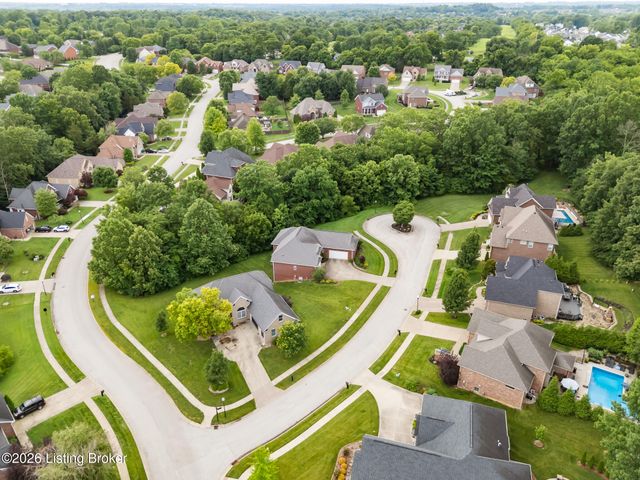 17509 Polo Run Ln, Louisville, KY 40245