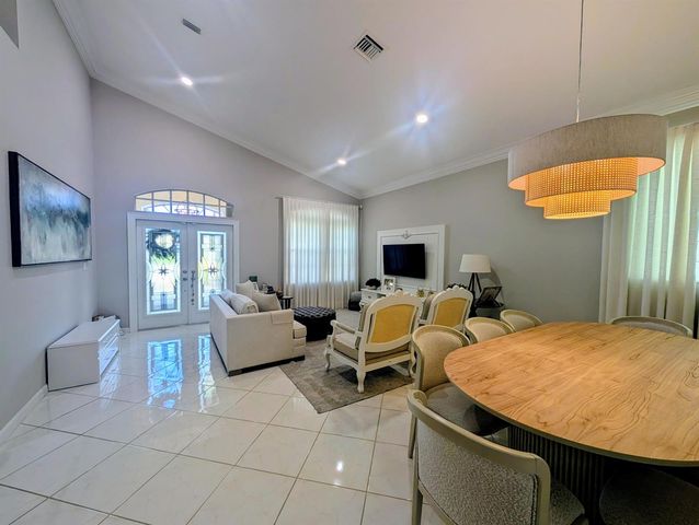 7628 Eagle Point Drive, Delray Beach, FL 33446