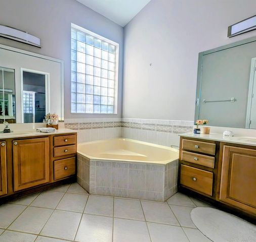 7628 Eagle Point Drive, Delray Beach, FL 33446