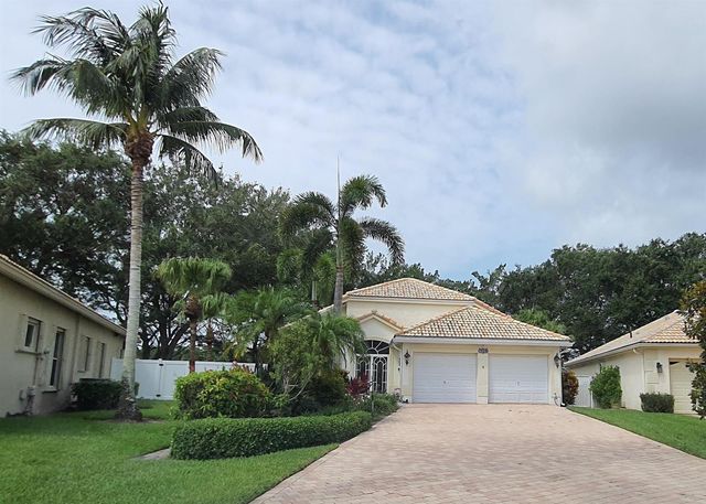 7628 Eagle Point Drive, Delray Beach, FL 33446