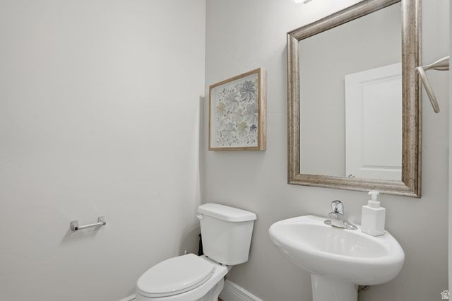5194 W WINDOM RD, Herriman, UT 84096