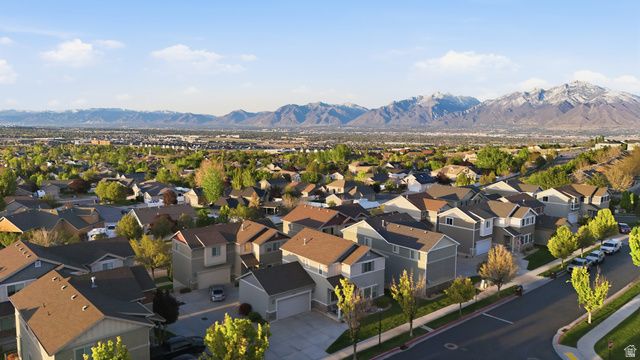 5194 W WINDOM RD, Herriman, UT 84096