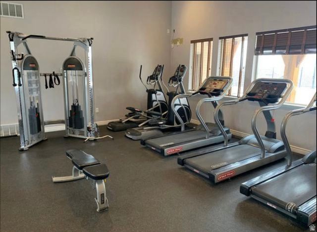 5194 W WINDOM RD, Herriman, UT 84096
