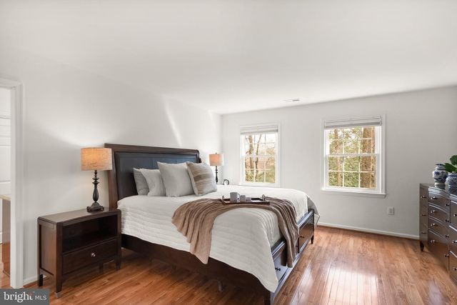 10803 STEVEN LEE CT, Fairfax, VA 22032